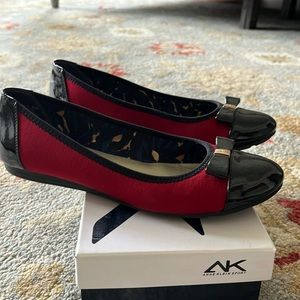 Anne Klein Sport red/black flats